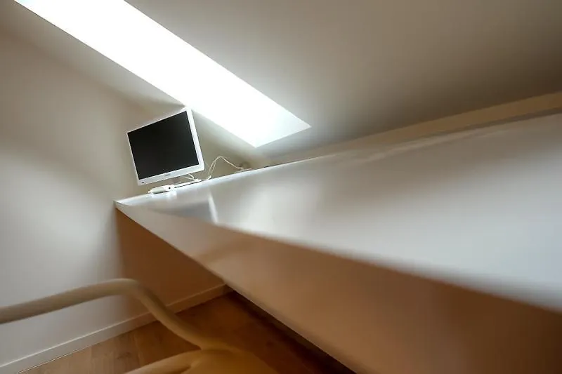 Abondance Logies Hotell Antwerpen 0*,  Belgien